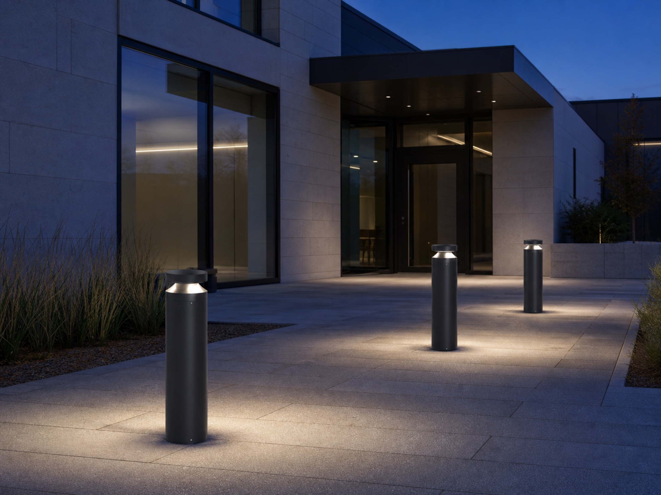 BL01 outdoor bollard application