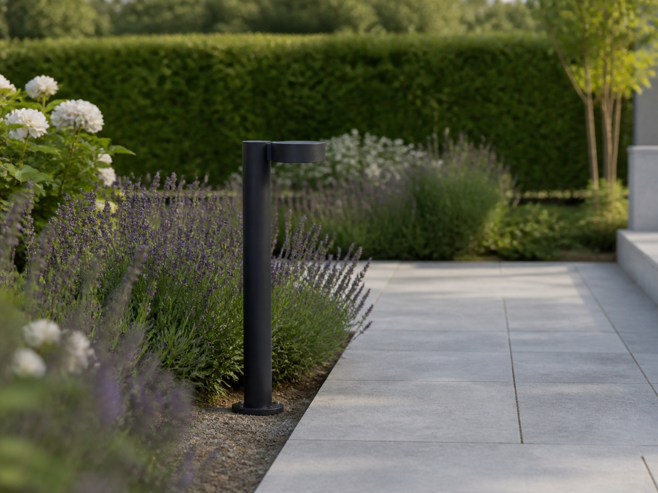 BL10 outdoor bollard application